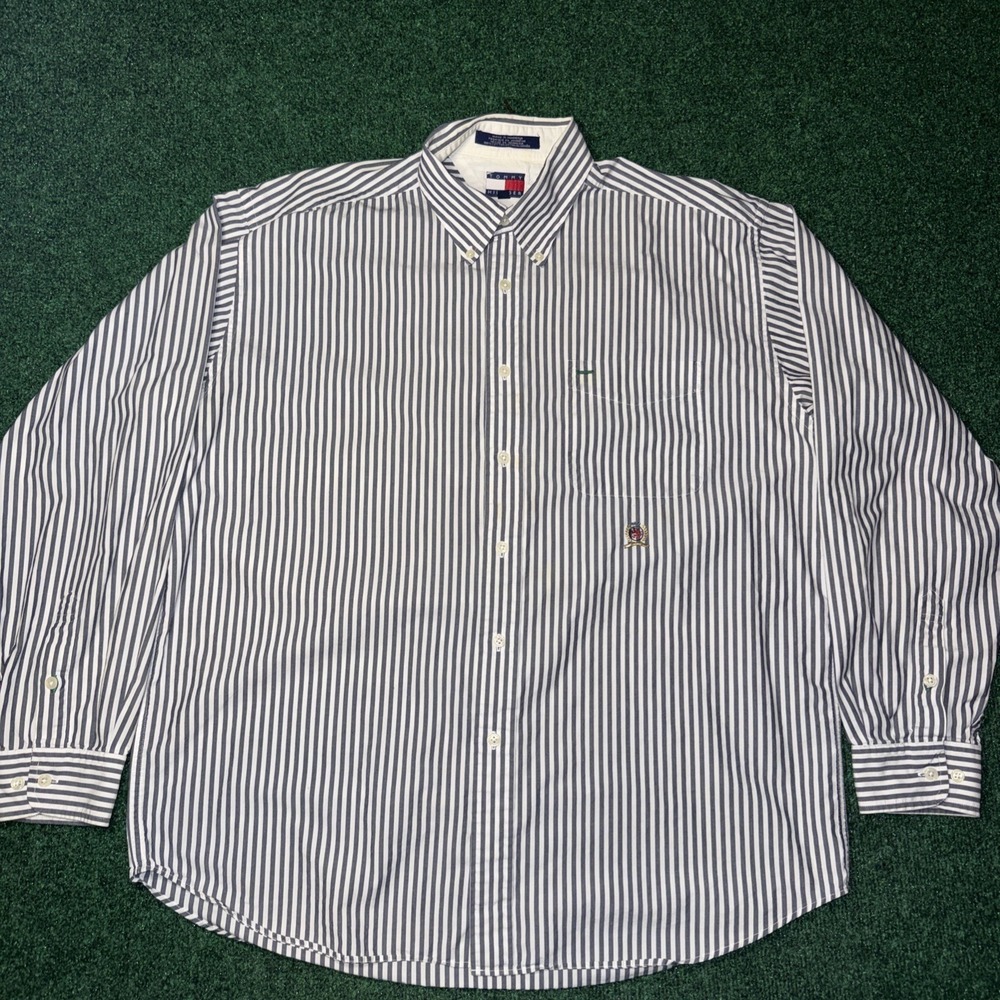 Vintage Tommy Hilfiger Button Down Men's Size Large Blue & White W15